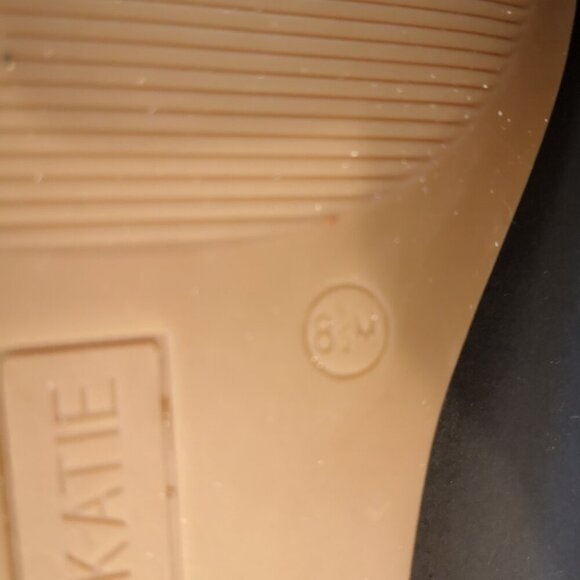 Kelly & Katie Ladies Silvya Flat Thong  Size 8.5 Bling Sandals - Picture 9 of 10